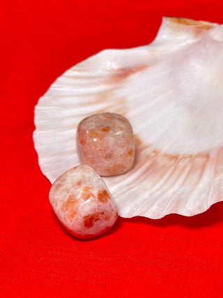 Sunstone Tumble - The spiritual meaning of Sunstone is the representation of the ultimate energetic source of light, warmth and and life on our planet.